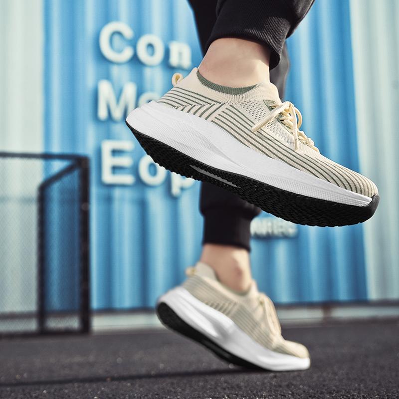 Nuova Moda Uomo Quattro Stagioni Scarpe Comode con Suola Spessa Studenti Ragazzi di Tendenza Suola Morbida Traspiranti Casual Scarpe da Corsa