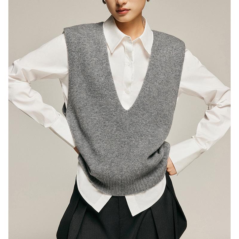 2024 French Style Gradient Bamboo Wool V-Neck Sleeveless Vest
