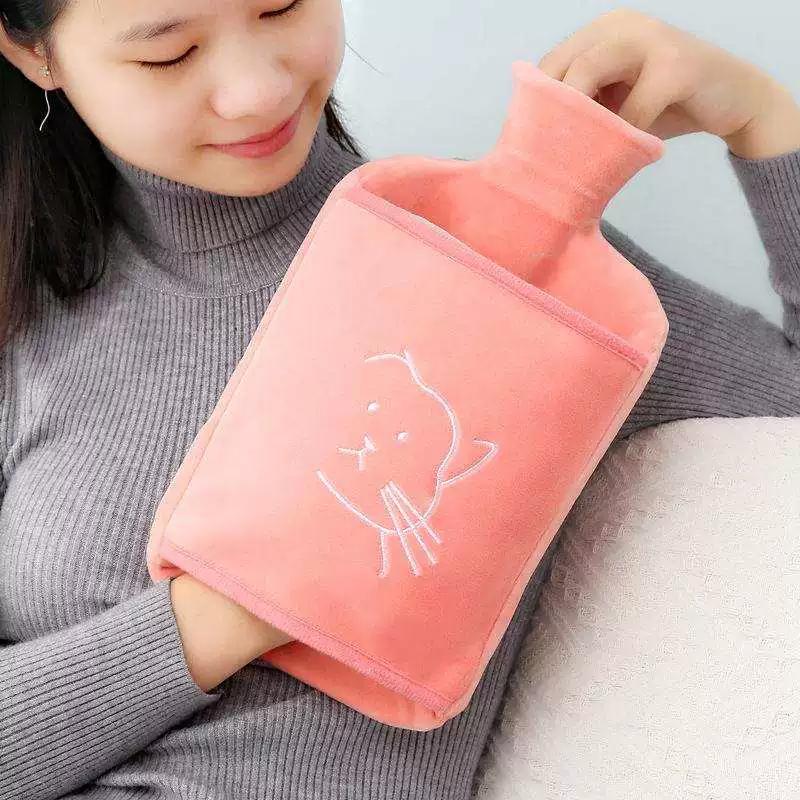 Thickened Explosion-Proof Plush Hot Water Bottle for Filling with Water, Warm Water Bag for Warming the Abdomen, Suitable for Women, Home Use, Hot
