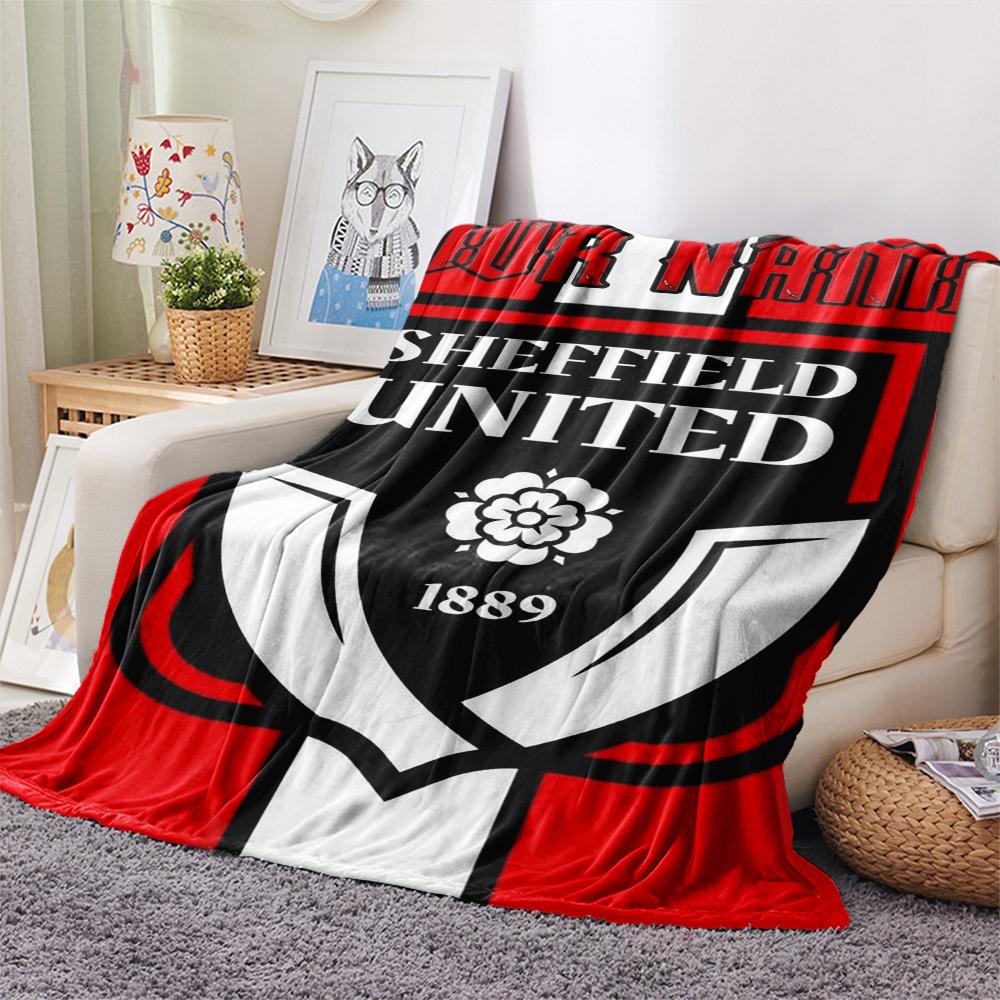 1PC Custom Name Sheffield United FC Patterned Flannel Blanket Suitable For All Seasons for Home Decor Warmth and Comfort Gifts Holiday Present