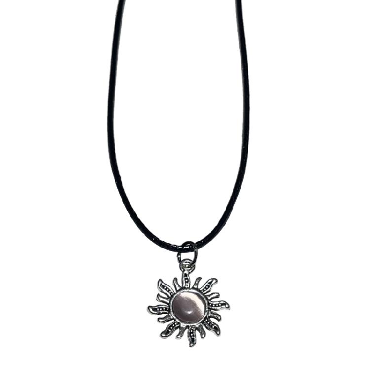 

Hip Hop Pendant Choker Charm Necklace Suitable for Fashion Forward Youth Outfits 1