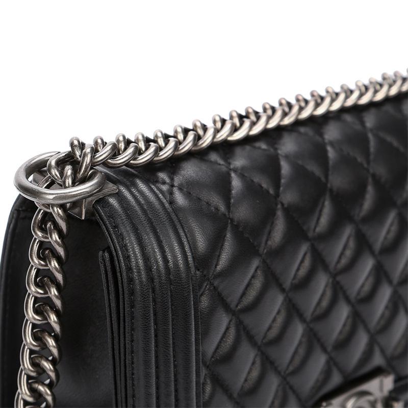 European and American Style Atmospheric Messenger Bag Bag Women's Genuine Leather Sheepskin Texture Hot Mom Bag Versatile Personality Shoulder Diamond