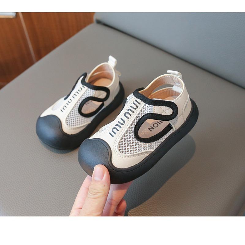 Kindersandalen Sommer Neuankömmlinge, Geschlossene Zehen Strand Schuhe, Unisex Weiche Sohle Netz Stoff Freizeit Baby Sport Sandalen.