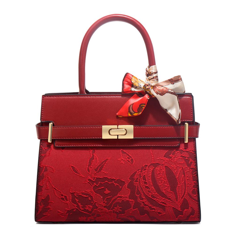 Chinese-style jacquard embroidered mother's handbag for middle-aged women, elegant red wedding bag, suitable for daily use as a gift