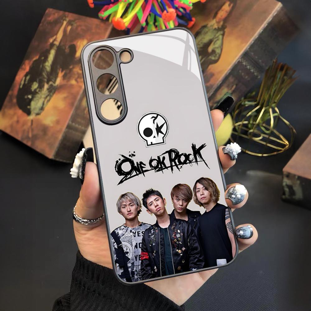 Japan Band ONE OK ROCK Handyhülle Für Samsung Galaxy S25 S24 S23 S22 S20 S21 Note20 Ultra Plus Fe Farbige Silberne Hülle