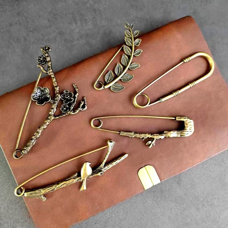 Large Brooches Twig Feather Decoration Vintage Bronze Brooch Sweater Scarf Buckle Cardigan Suit Big Pin