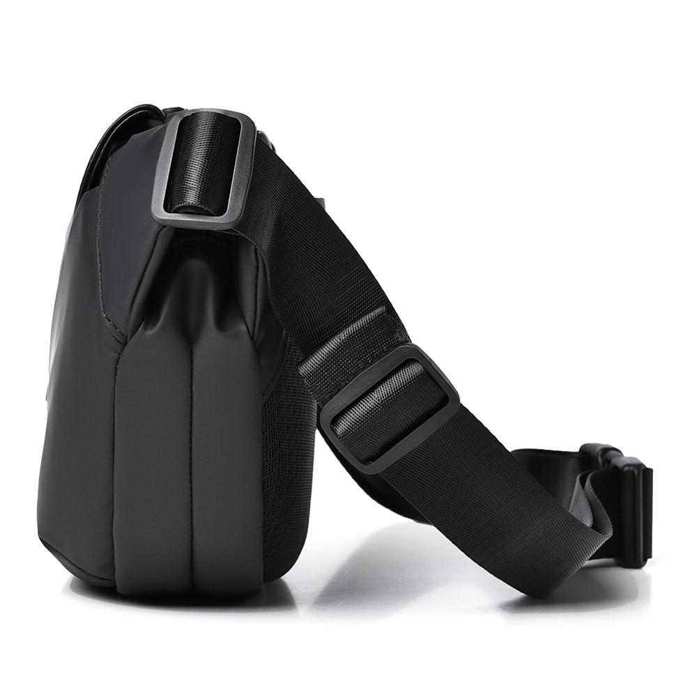 Lightweight Men's Bag Outdoor Travel Crossbody Bag