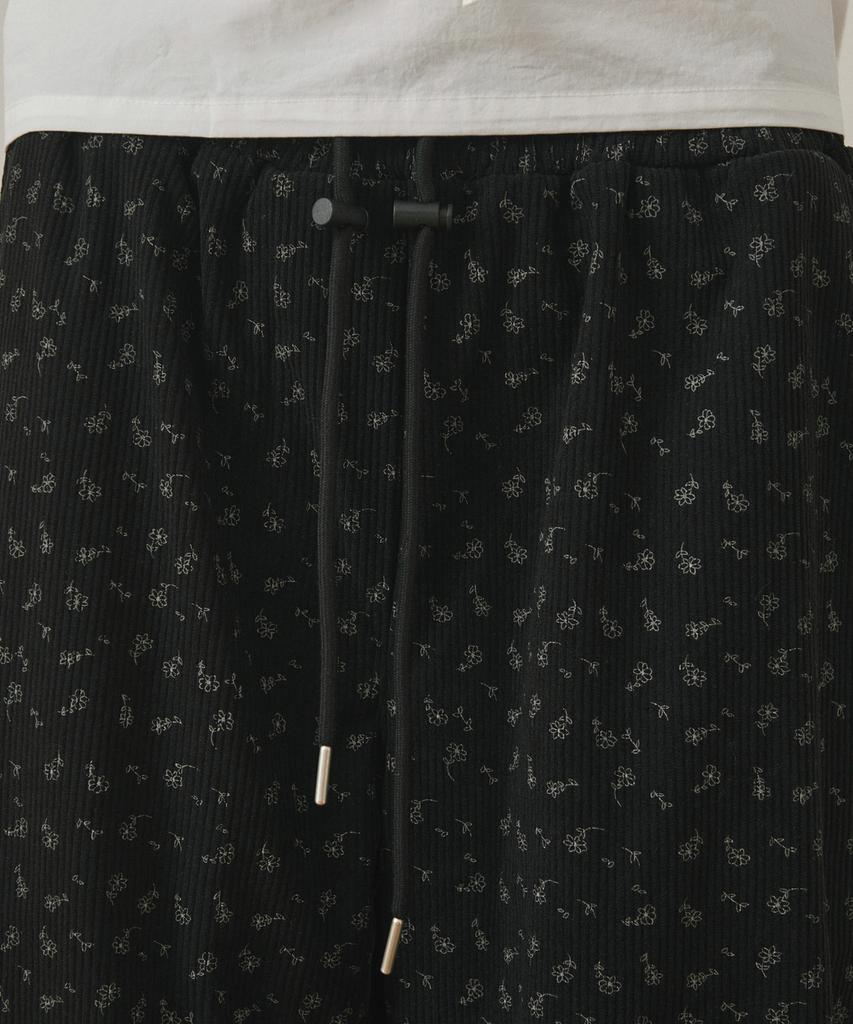 BELLOL Flower Pintuck Pants Black