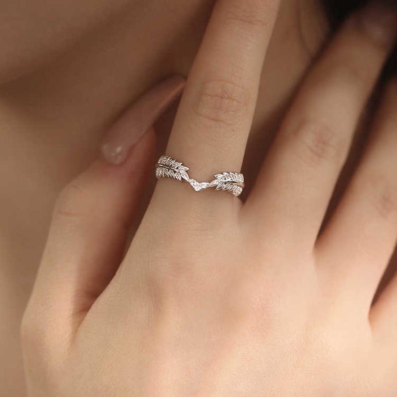 Exquisite Gold Open Ring: Japanese & Korean Style, Diamond-Studded Thin Band, Stackable & Elegant Finger Jewelry