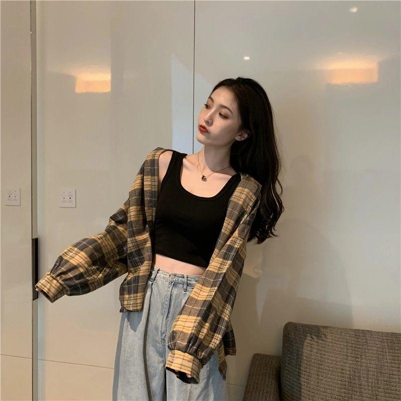 Welfare products with chest pads, versatile suspenders, short vest, women's outer wear, slim-fitting and thin bottom top, small vest.