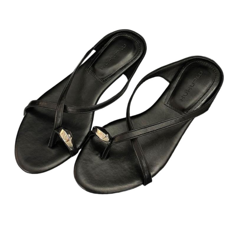 Fashion Female Metal Footwear Sandals Shoes 2025 Summer Fashion Shallow Women Sandals Casual Slip On Shoes Retro Trend Flip Flops