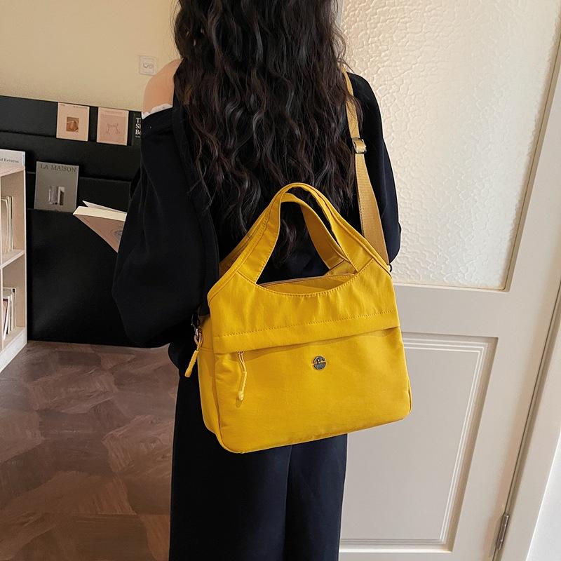 Large Capacity Handbag Shoulder Bag Women's Lightweight Crossbody Bag