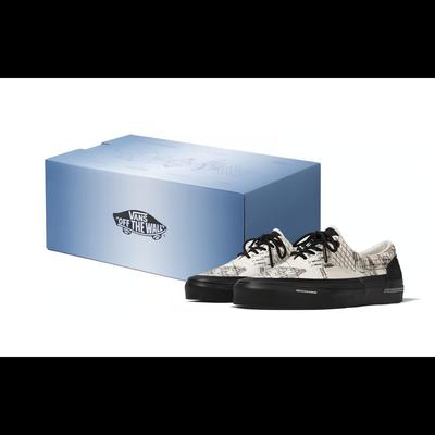 C2H4 X Era Canvas And Suede Graffiti Retro Low Top Sneakers Unisex White Special Box VN0A5EFN2YC(S-BOX)
