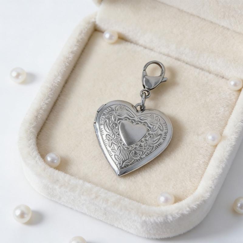 Stainless Steel Locket Shaped Pendant Jewelry Accessories For Everyday Wear Couples Anniversary Present