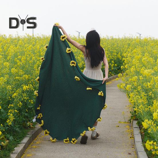 Crochet Flowers Rose Bouquet Blanket Soft Breathable Decorative Romantic Rose Flower Bouquet Knitted Throw Blanket