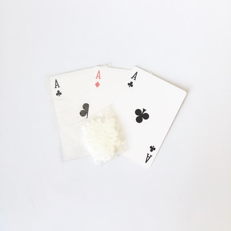 Hummingbird Floating Poker Cards: Magic Levitation Props for Close-Up Tricks
