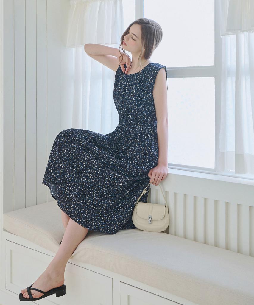 Lucida Floral Maxi Dress - Navy