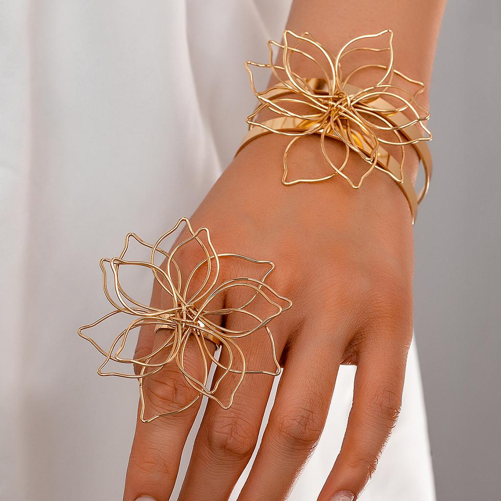 Openwork Line Braided Flower Ring Bracelet Set Opening Adjustable Accessory For Women
