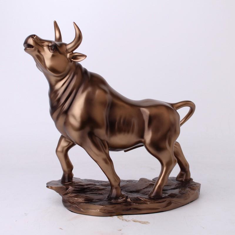 Resin Bull Figurine Decorative Sculpture European Style Home Office TV Cabinet Display Ornament