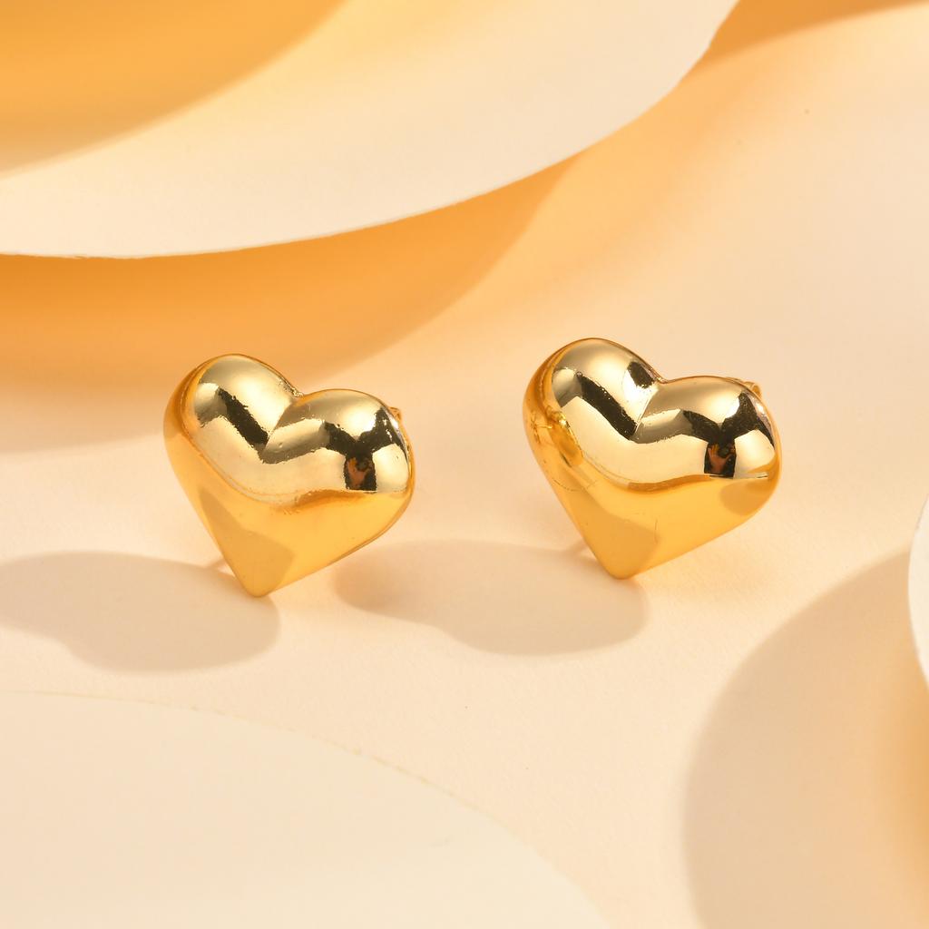 Minimalist Fashion Stainless Steel Heart Shape Stud Earrings For Women Gold Color Heart-Shaped Earring Fashion Jewelry Giftss