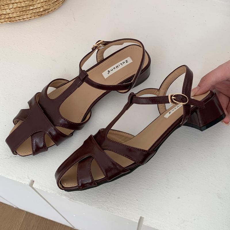 

Fashion Fashion Hollow T-tied Design Brand Sandals Women Comfort Ankle Strap Buckle Chunky Heel Rome Shoes Summer Dress Zapatos De Mujer 39 красный