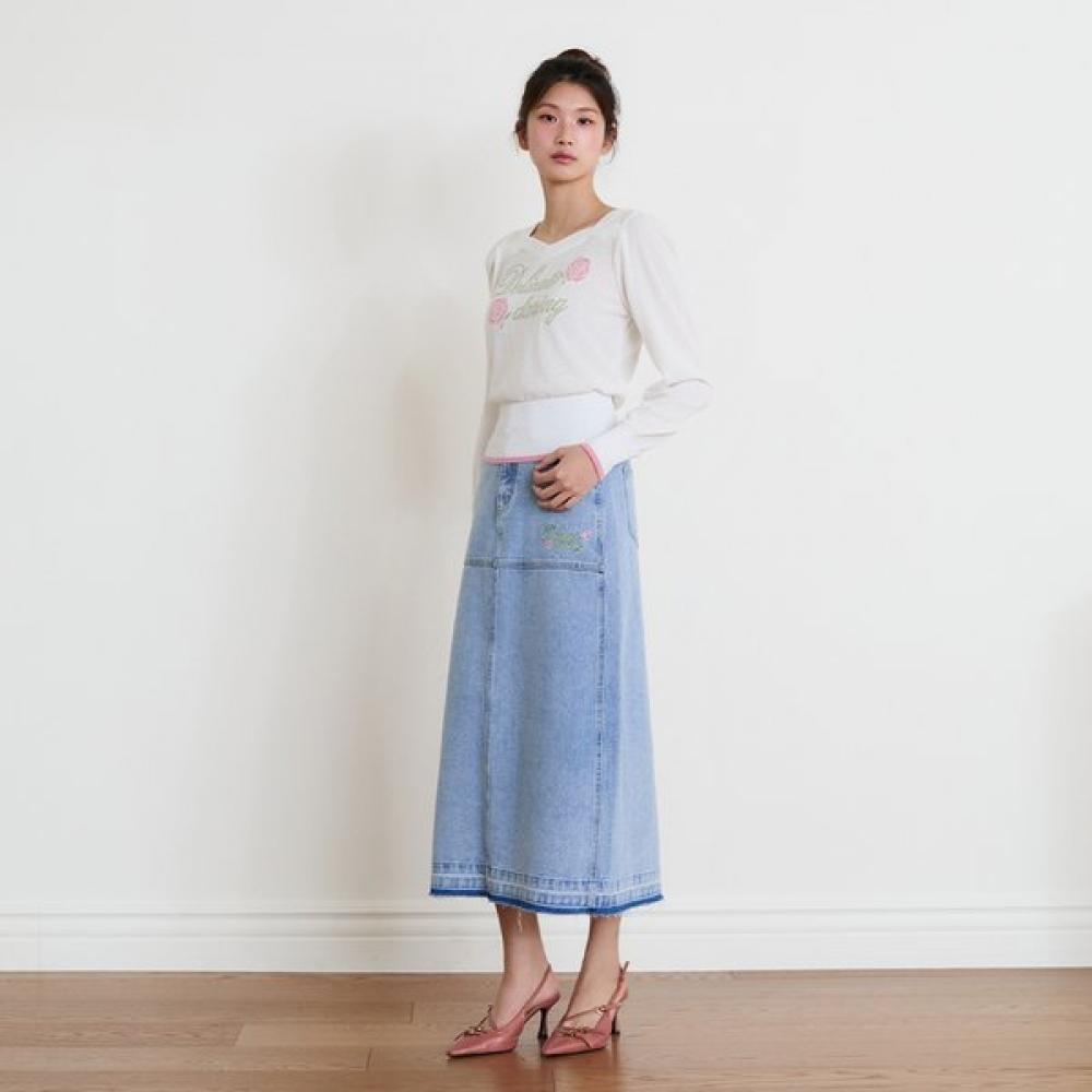 Egoist Rose Lettering Contrast Heart Neck Knit Top Es2okl02 