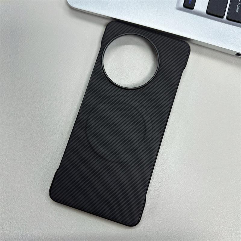 Applicable To OnePlus ACE6 Carbon Fiber Pattern Sticker, Borderless Mobile Phone Case, OnePlus 15 Magnetic Suction 1 + 15R Protective Case