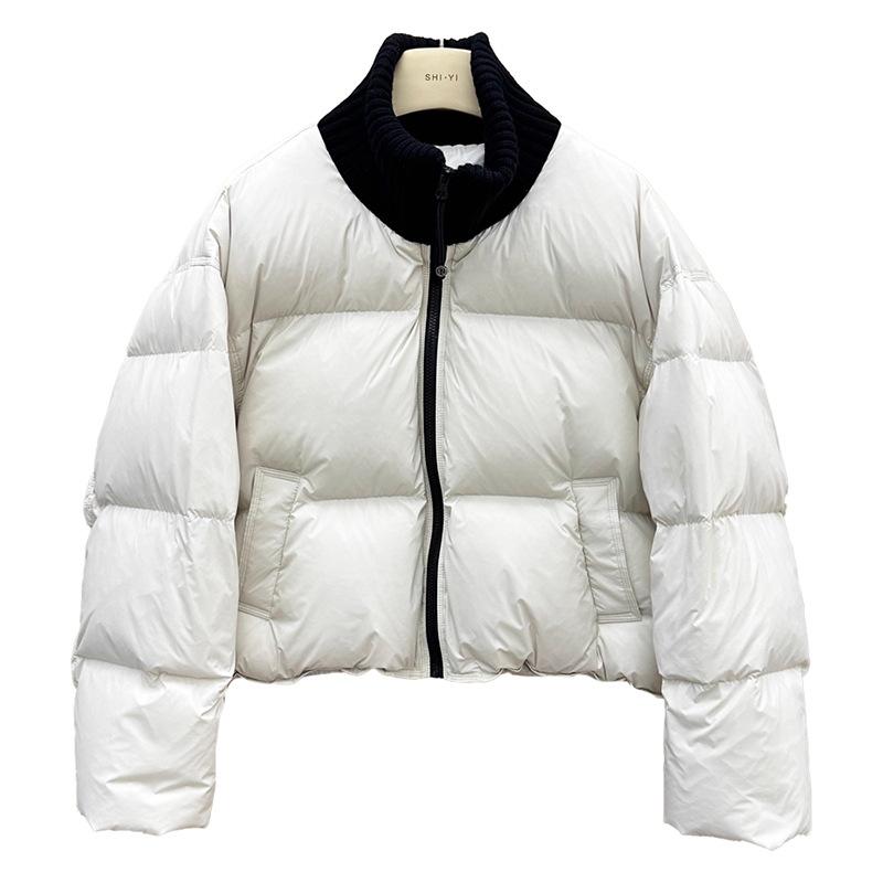 High-end White Duck Down Knitted Turtleneck Down Jacket Women's Short Winter Loose Warm Bread Clothes Tide