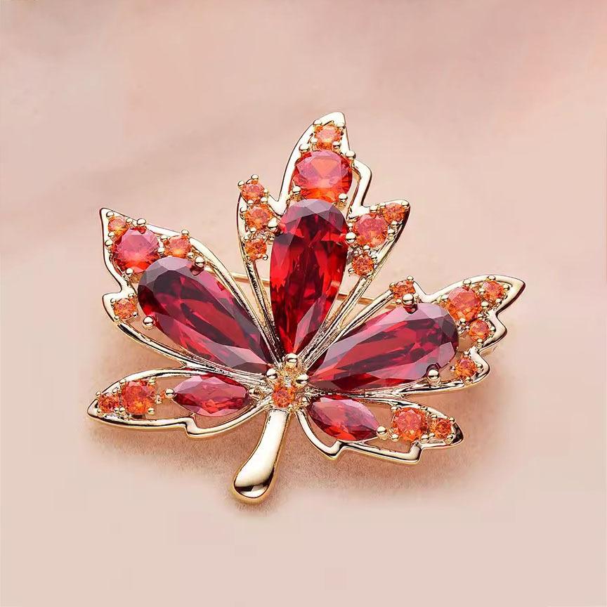 New Jing Hongmaple Brooch High-end Women's Delicate Crystal Maple Leaf Brooch Niche Design Sense Pin Suit with Accessories