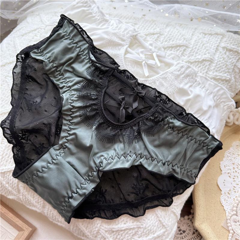 Sweet and Cute Briefs Front Cutout Careful Machine Ice Silk Underwear Lace Low-rise Women's Panties