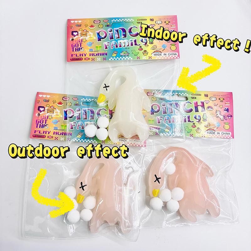 

1Pc Color Change Duck Fidget Toys Uv Pochromic Simulation Roast Duck Squishy Stress Relief Toy For Adult Kids Gift 1pcs
