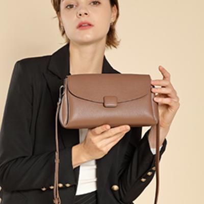 3-lagige kleine Schulter-Crossbody-Taschen aus echtem Leder für Damen Trend-Designer-Klapptasche Rindsleder Damen-Handtaschen