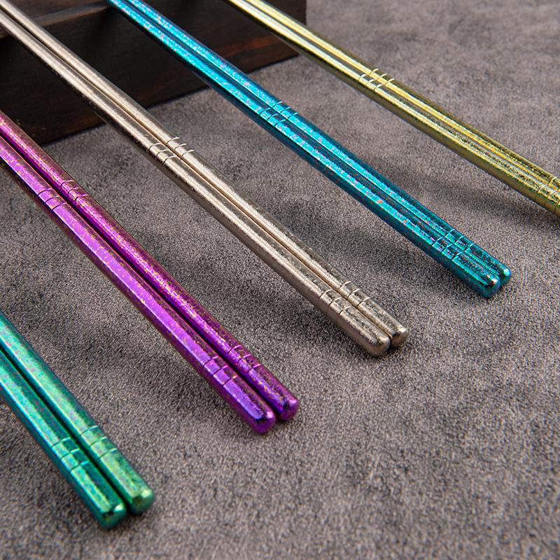 Yajue Colored Six-Ring Pure Titanium Chopsticks - Integrated Molding, Healthy Chinese Tableware