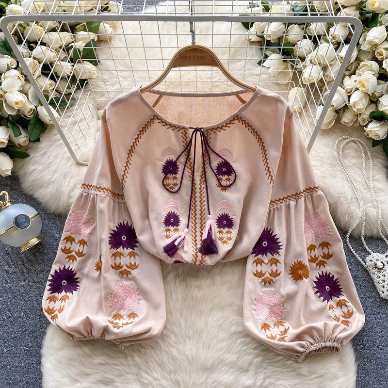 

Retro Travel and Vacation Wear Loose Long Sleeves Shirt Apricot color One size