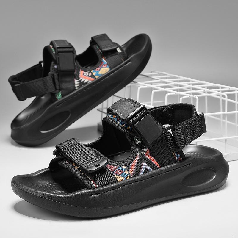 Summer breathable casual non-slip lightweight beach shoes new wear-resistant open-toe platform sandals