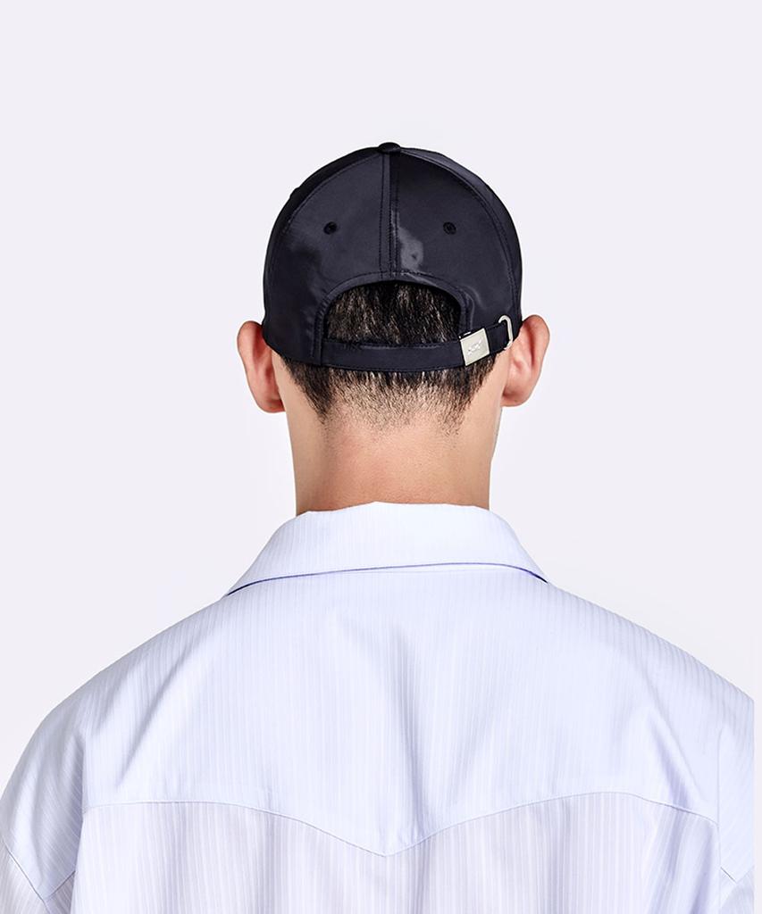 51Peosenteu Shiny White Logo Embroidery Cap - Black