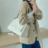 Bags Women's Large Capacity Summer Commute Bag Niche Chain Crossbody Bag Shoulder Bag Large Bag