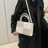 Autumn New Niche Design Small Square Bag Fashionable Simple Retro Exquisite Trend Shoulder Messenger Bag