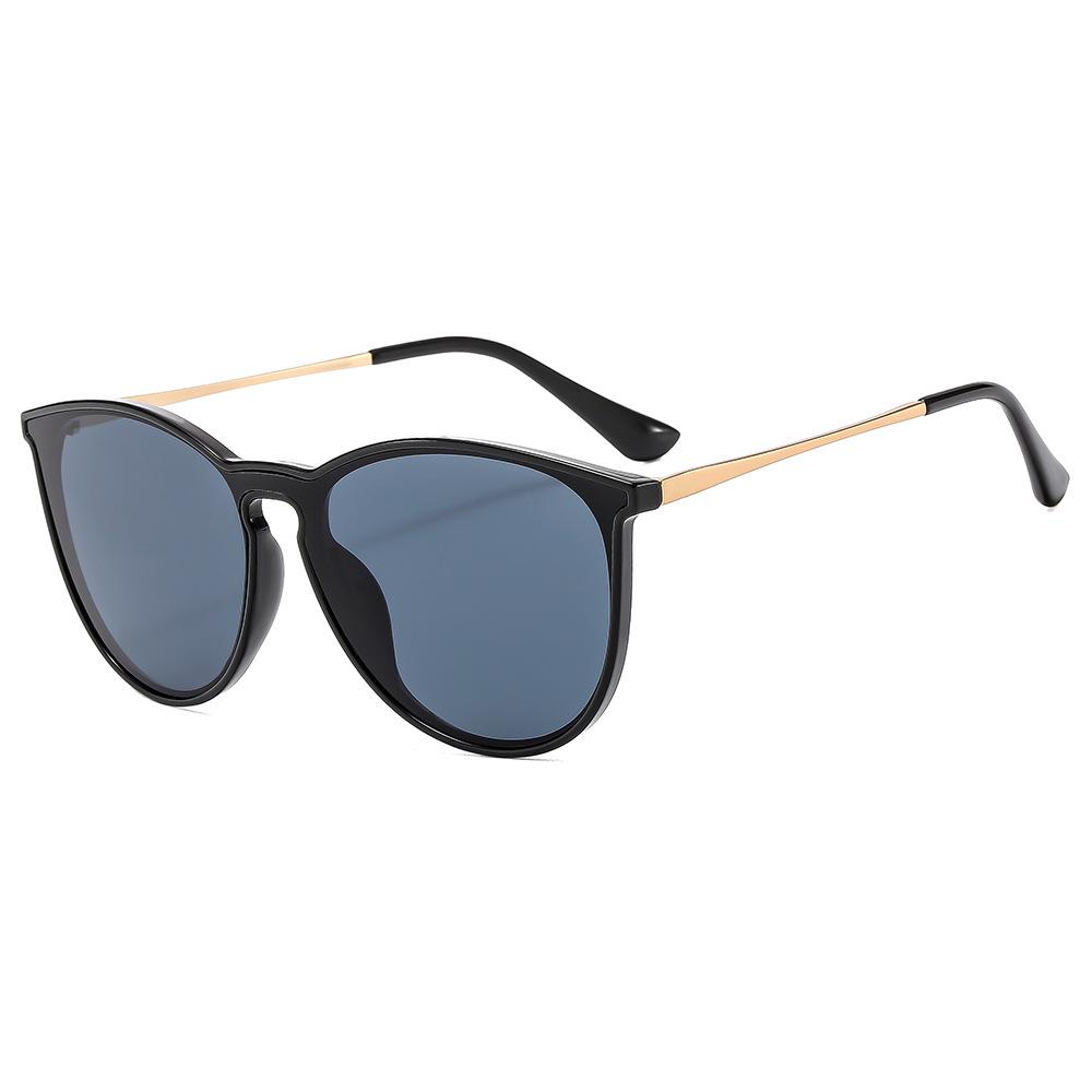 Trendy Polarized Aviator Sunglasses: Lightweight  Stylish Outdoor Mirror Glasses