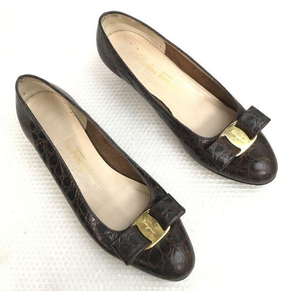 Salvatore Ferragamo Vara Ribbon Crocodile Leather Pumps Brown Size 6C (23.0cm) Italy Made(USED)