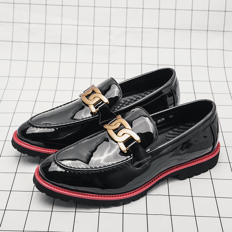 Size 38-48 Fashionable Men Tassel Shoes Black Lacquer Leather European Edition Business Travel Le Fu Shoe Gentlemen Social Shoes
