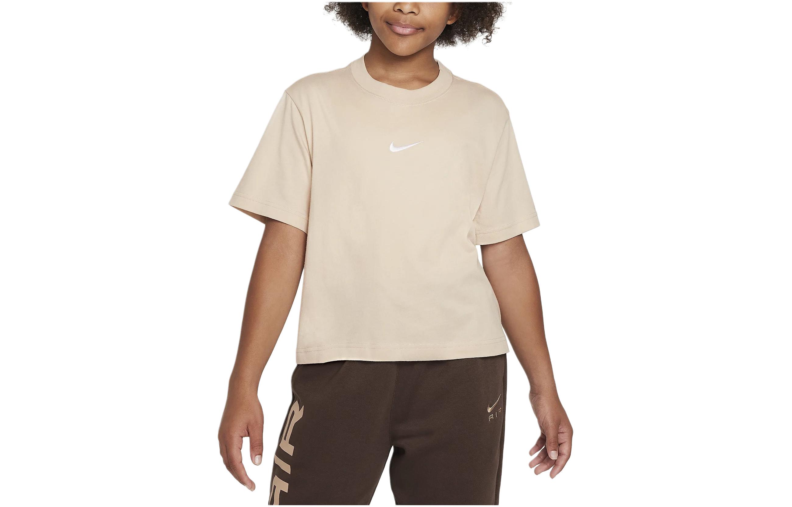 

Nike T Shirt Kids Apparel Sportswear White Kids DH5750-126 S