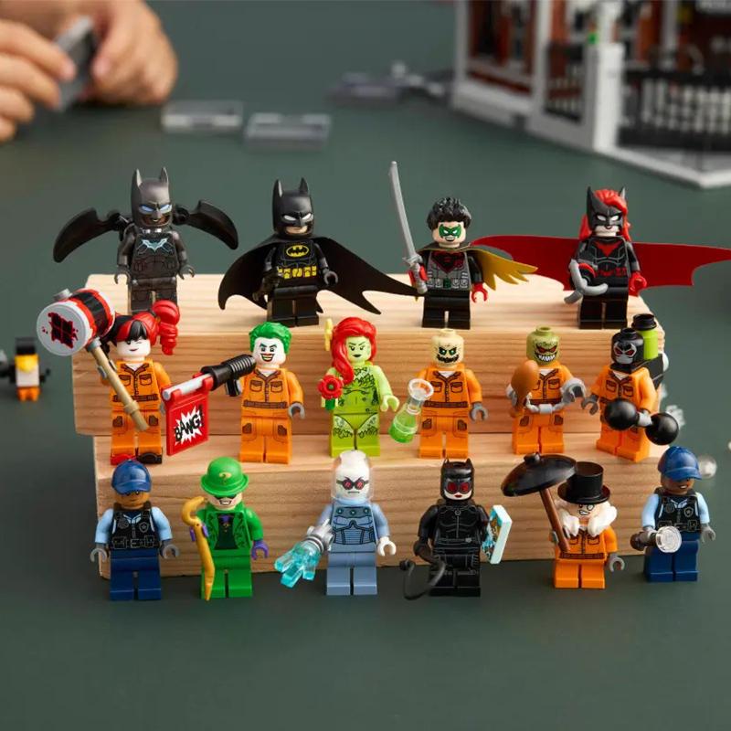 LEGO 76300 Batman: Arkham Asylum Block Toys
