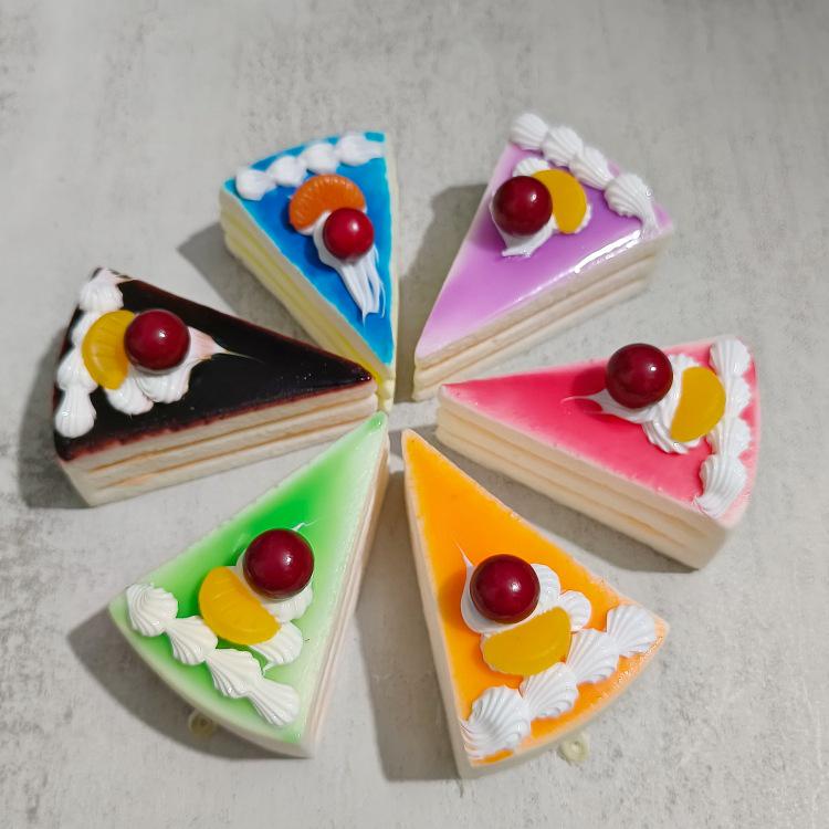 Dreieckiger Kuchen Brot Fake Food Requisiten für Display und Dekoration