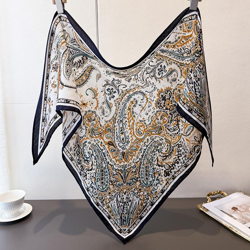Women S Printed Cashew Pattern Velvet Feel Triangle Scarf Sun Protection Shawl 150*95*65cm