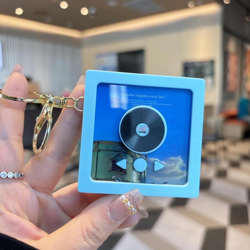 Nostalgischer tragbarer CD-Player Schlüsselanhänger Mini-Album Vinyl-Stil Anhänger