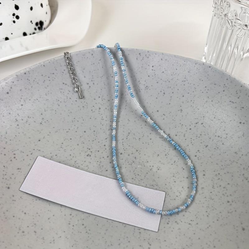 

Очаровательное ожерелье из бусин смешанных цветов для девочек, повседневный чокер из смолы, идеальный подарок небесно-голубой