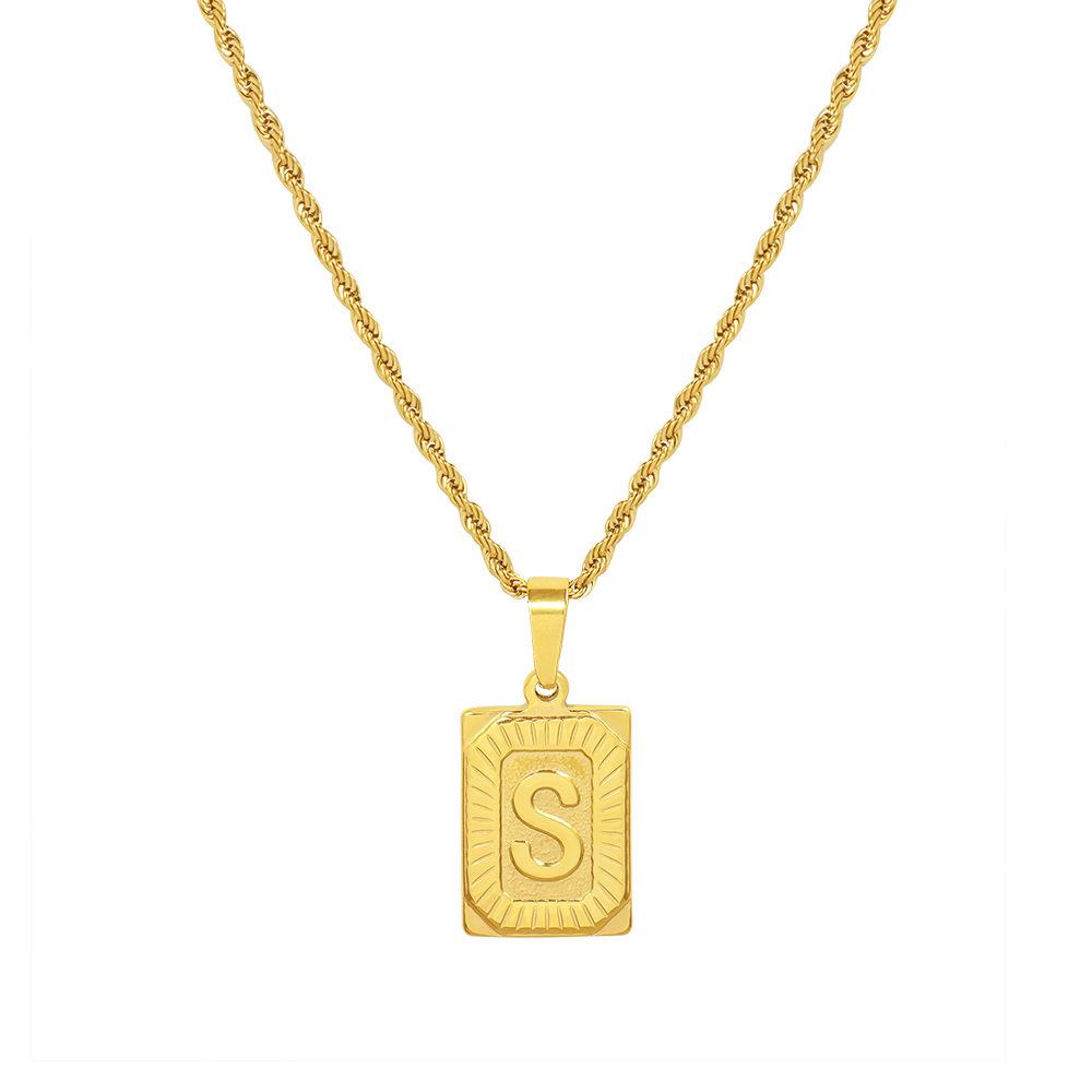 Qiong Yao Hip Hop 26-Letter Square Pendant Necklace, Clavicle Chain, 18K Gold Plated Titanium Steel.