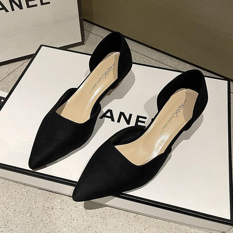 French temperament evening pointed head back low heel single shoes women's new skirt fairy yellow bag head sandals women's summer
