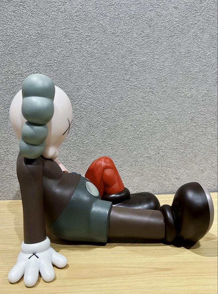 [USED] Kaws Ornaments Original Fake Figure